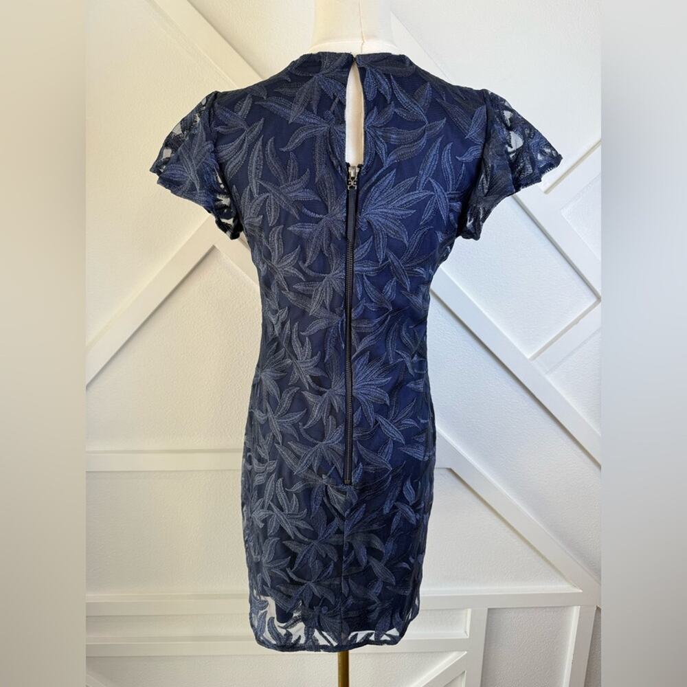 Sam Edelman Leafy Embroidered Lace Flutter Sleeve Navy Sheath Dress Size 0 - Picture 8 of 12